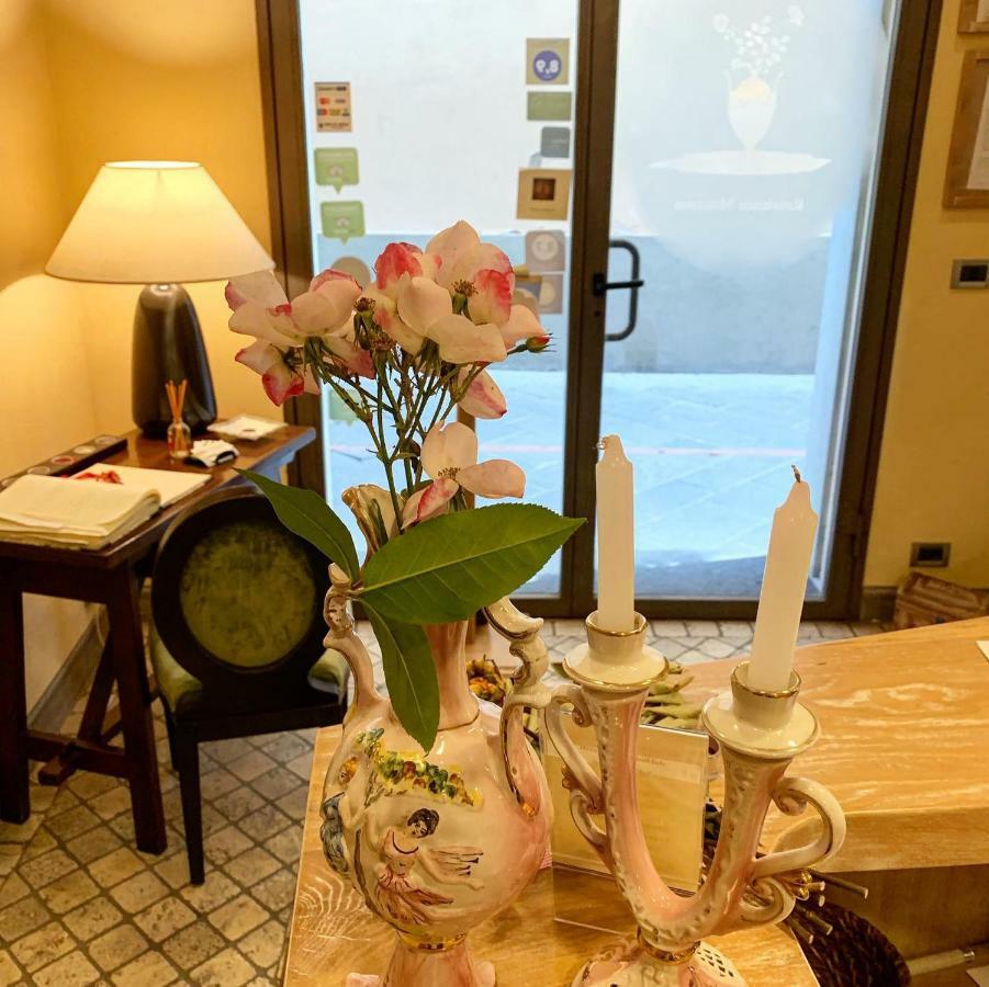 马纳西公寓酒店 普拉托 外观 照片
